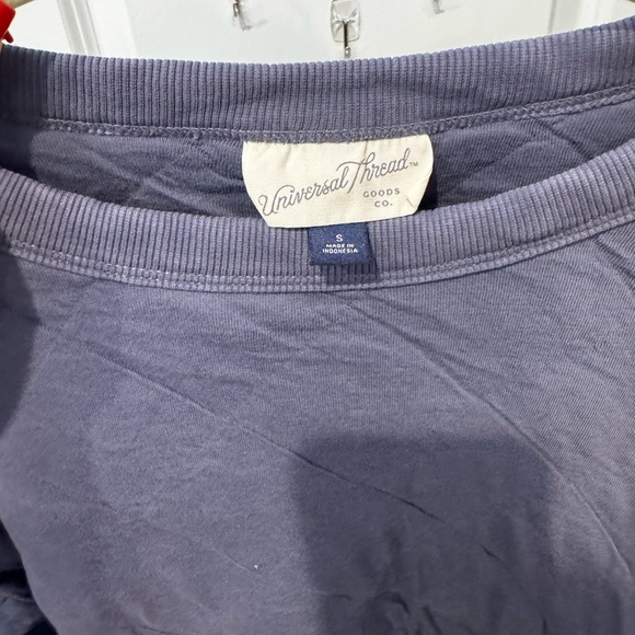 Universal Thread Quilted Sweatshirt- Small - Picture 3 of 3